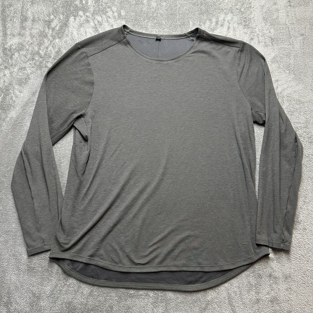 Lululemon Mens Longsleeve Crew Performance Grey Stretch Training Shirt Size. XL